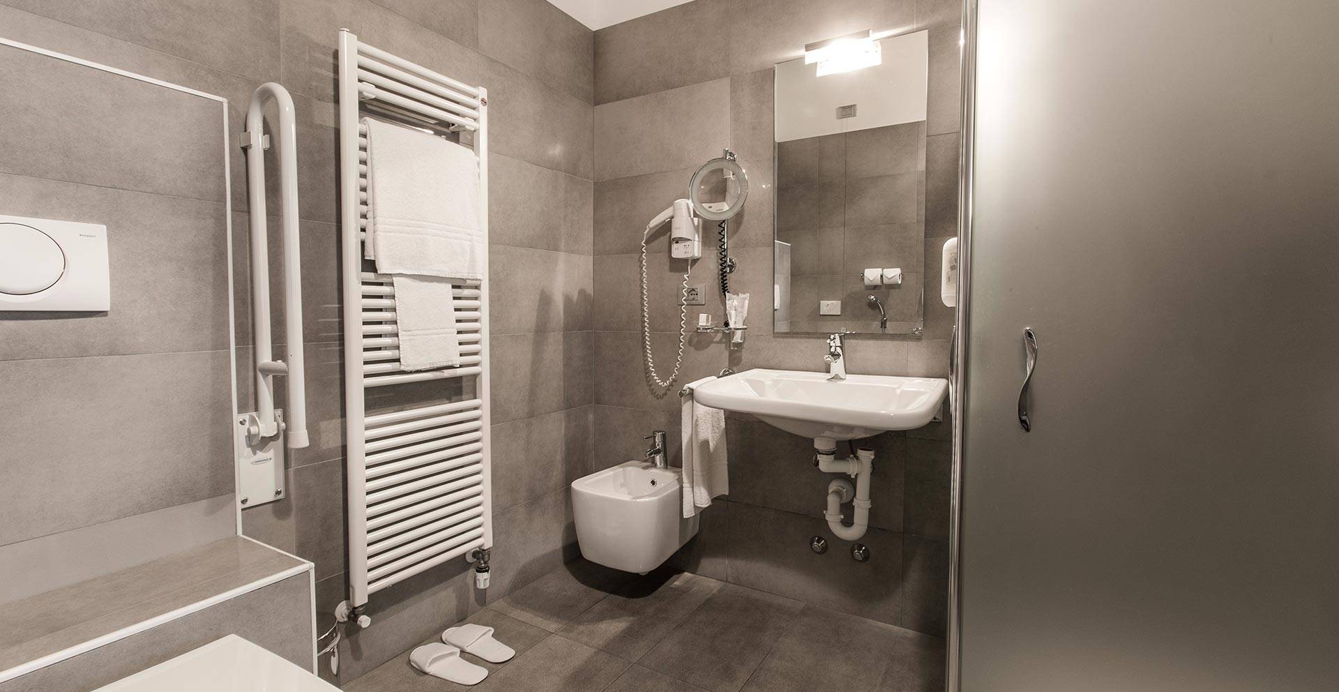 hotel-opera-camere-camera-junior-suite-004